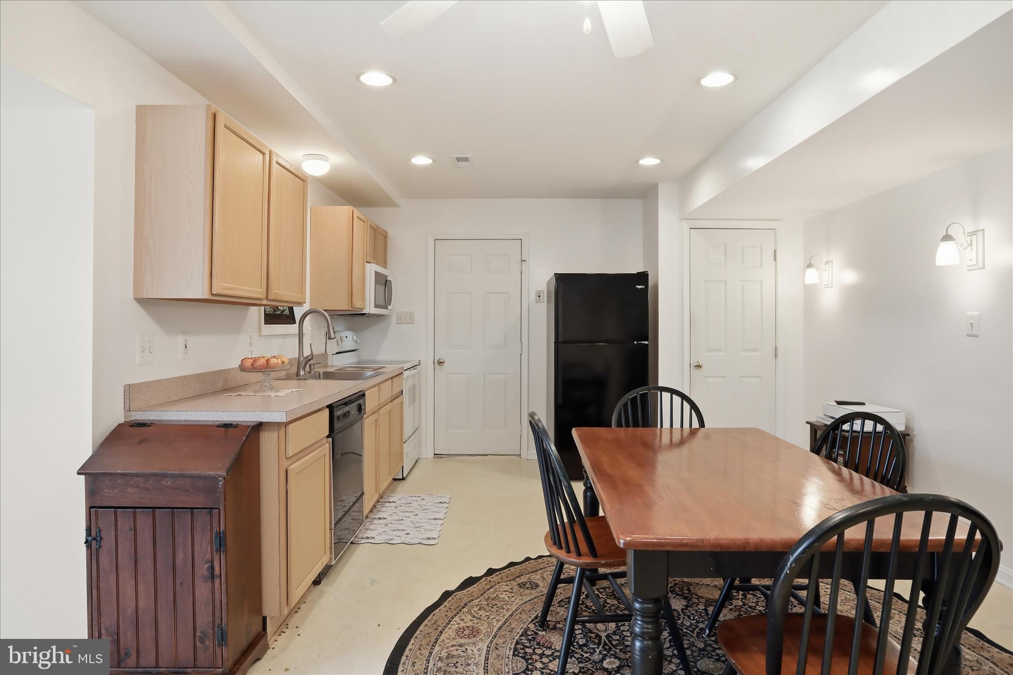 8117 Bailey Road Warrenton, VA 20186 - Photo 30 of 46