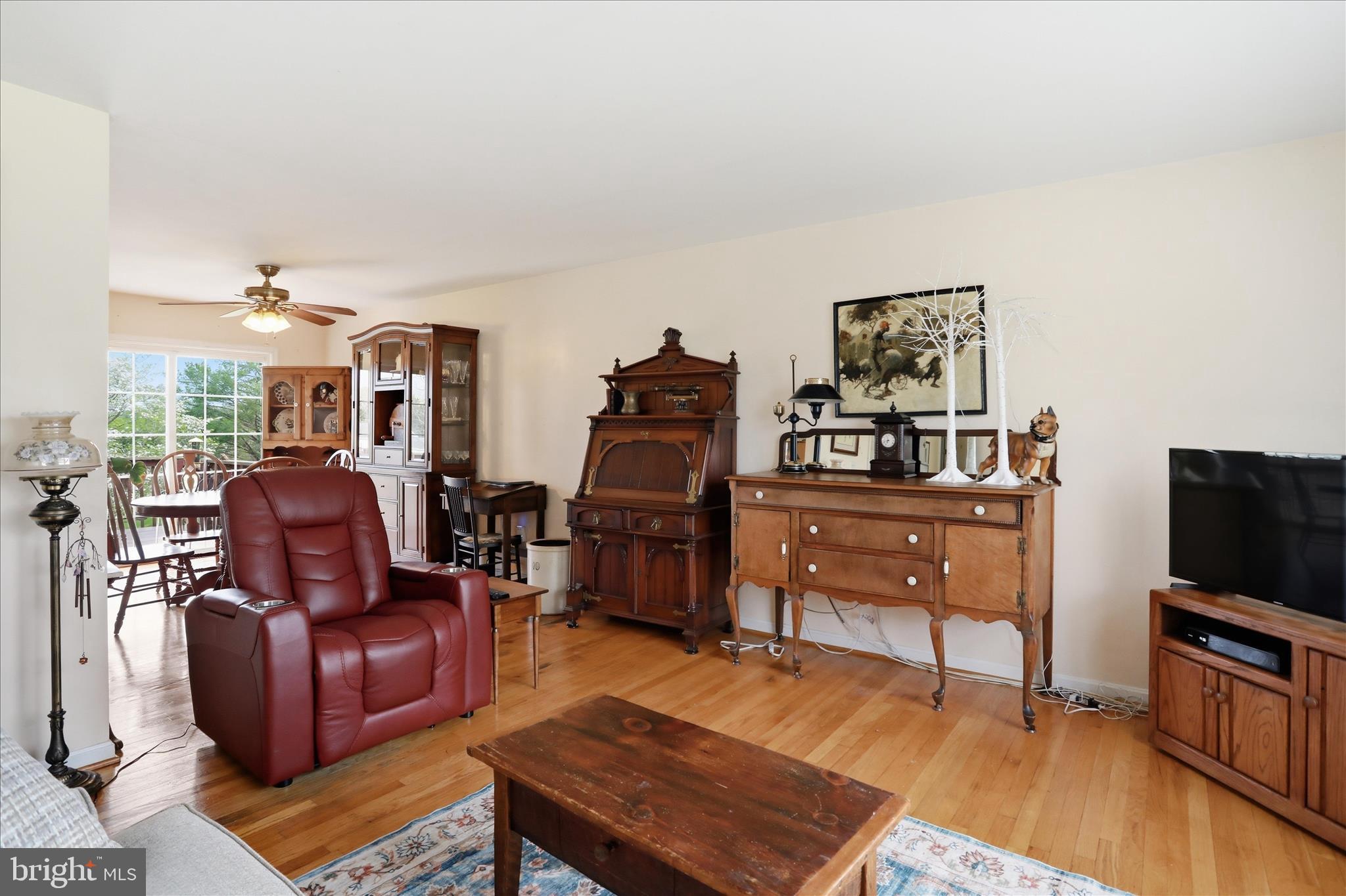 8117 Bailey Road Warrenton, VA 20186 - Photo 8 of 46