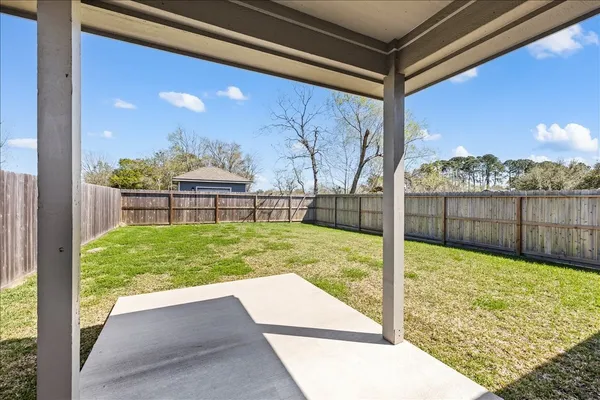 $1,800 | 6105 Avenue L, Unit C, Santa Fe, TX 77510