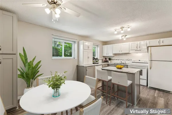 $120,000 | 76 Lemans Court, Unit 761, Lake St. Louis, MO 63367