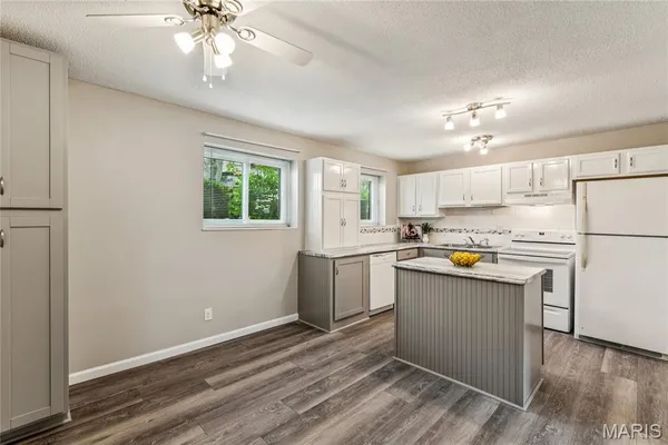 $120,000 | 76 Lemans Court, Unit 761, Lake St. Louis, MO 63367