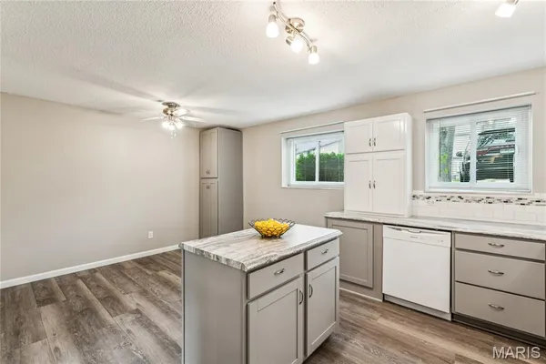 $120,000 | 76 Lemans Court, Unit 761, Lake St. Louis, MO 63367