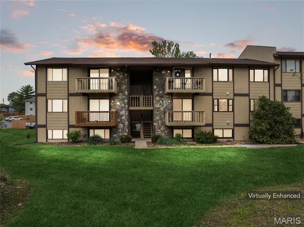 $120,000 | 76 Lemans Court, Unit 761, Lake St. Louis, MO 63367