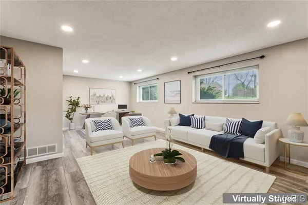 $120,000 | 76 Lemans Court, Unit 761, Lake St. Louis, MO 63367