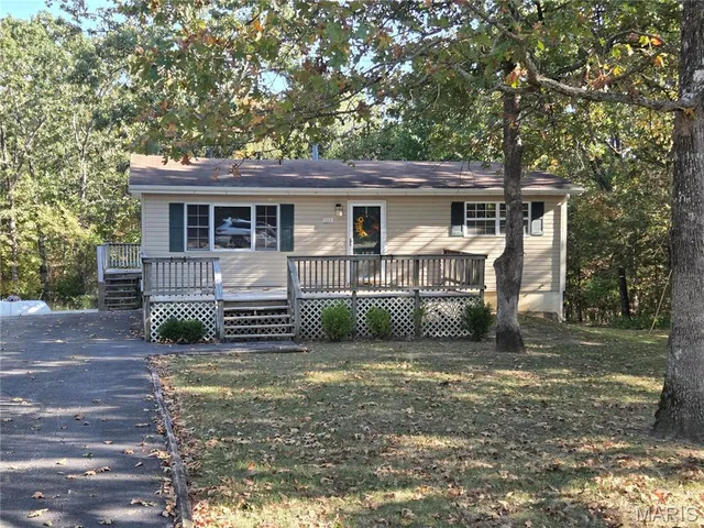 $180,000 | 202 Dogwood Drive, Cuba, MO 65453