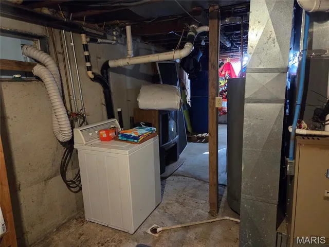 $180,000 | 202 Dogwood Drive, Cuba, MO 65453