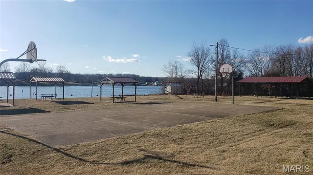 $180,000 | 202 Dogwood Drive, Cuba, MO 65453