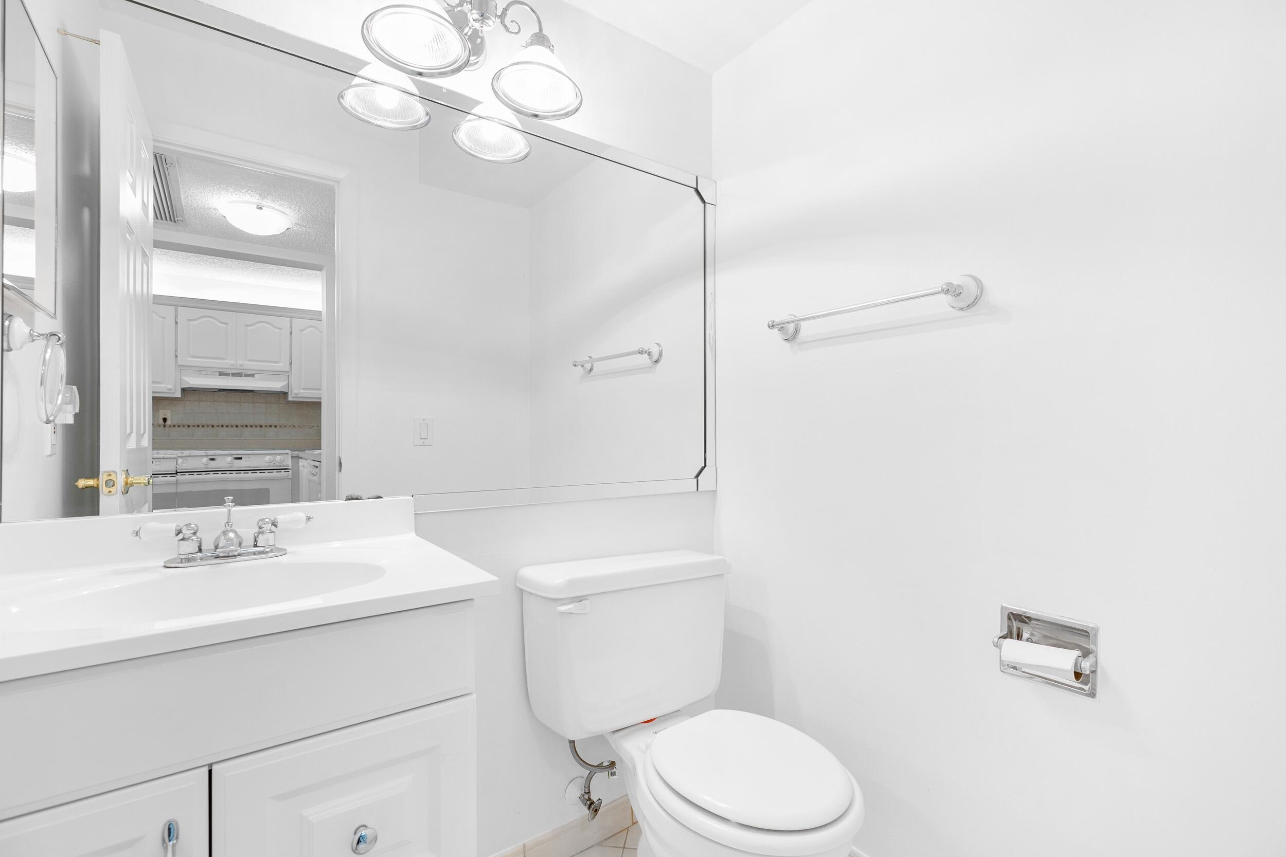 9233 Southwest 8th Street, Unit 316 Boca Raton, FL 33428 - Photo 17 of 20 Guest Bath 1