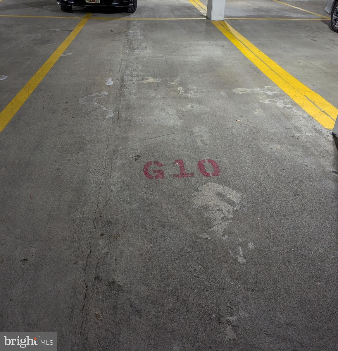 3801 Canterbury Road, Unit 1002 Baltimore, MD 21218 - Photo 31 of 32 a view of lot of board