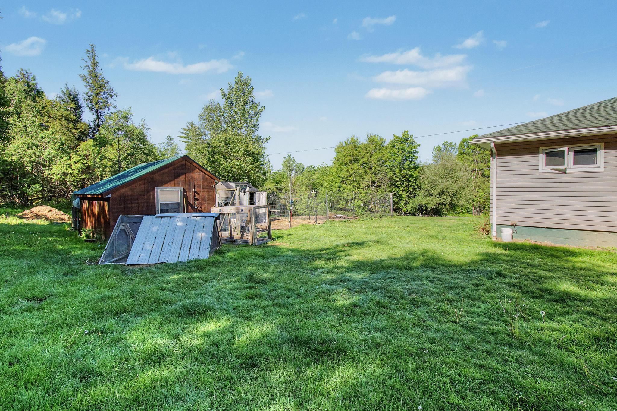 92 Highway 109 Waterville, VT 05492 - Photo 28 of 30