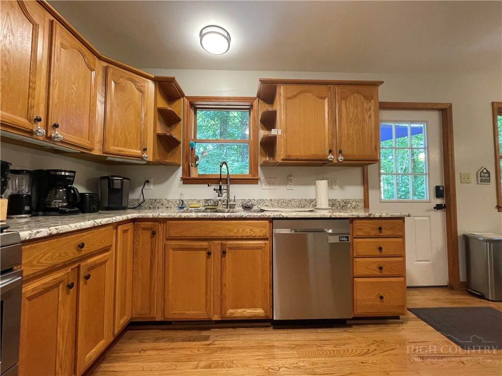 674 Rivers Edge Road Sparta, NC 28675 - Photo 19 of 39 Gallery Image 19