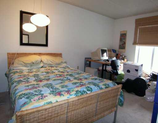 5 Bayard Road, Unit 610 Shadyside, PA 15213 - Photo 6 of 7 Master Bedroom.