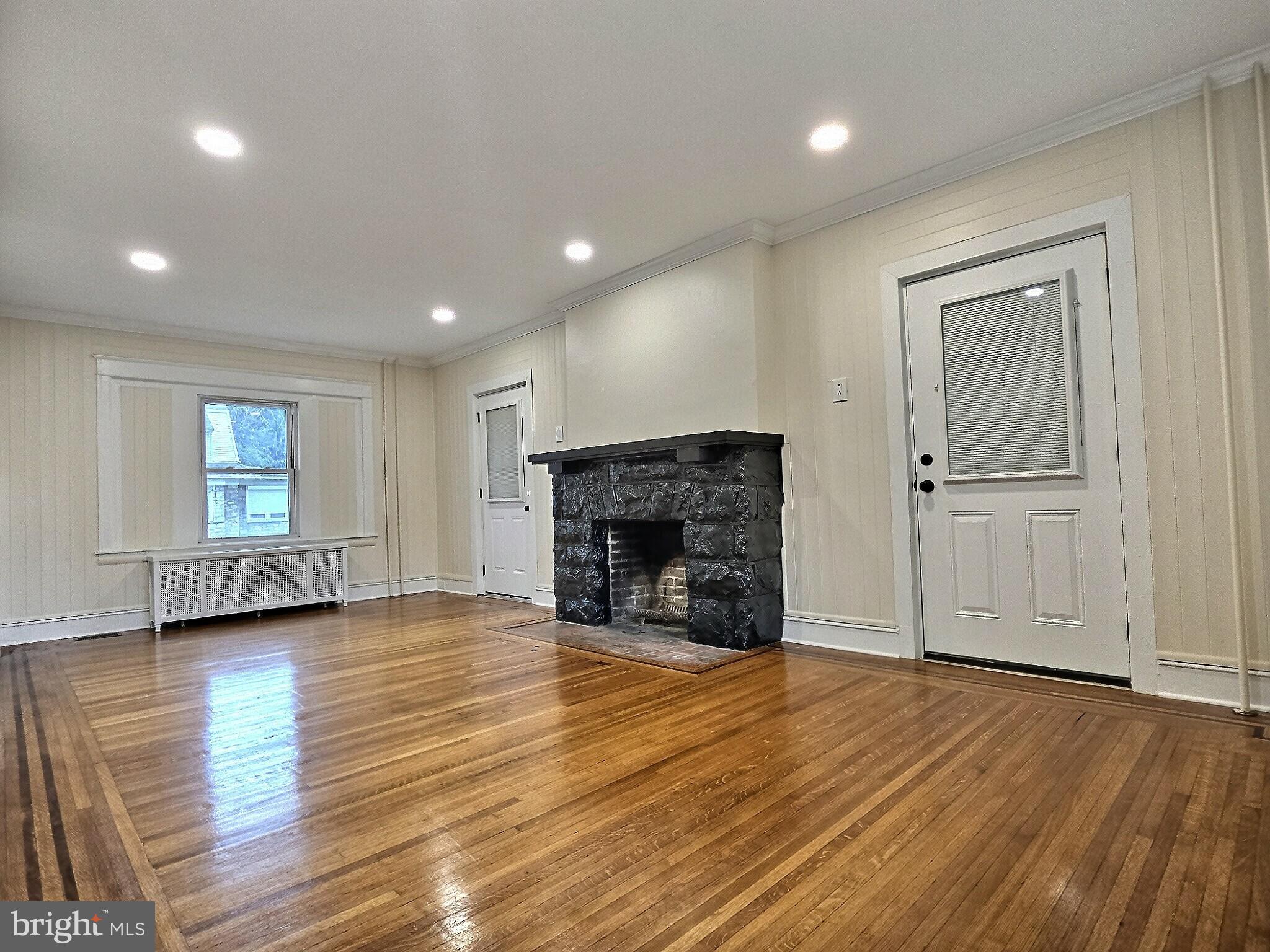 312 Reading Avenue Reading, PA 19611 - Photo 12 of 72