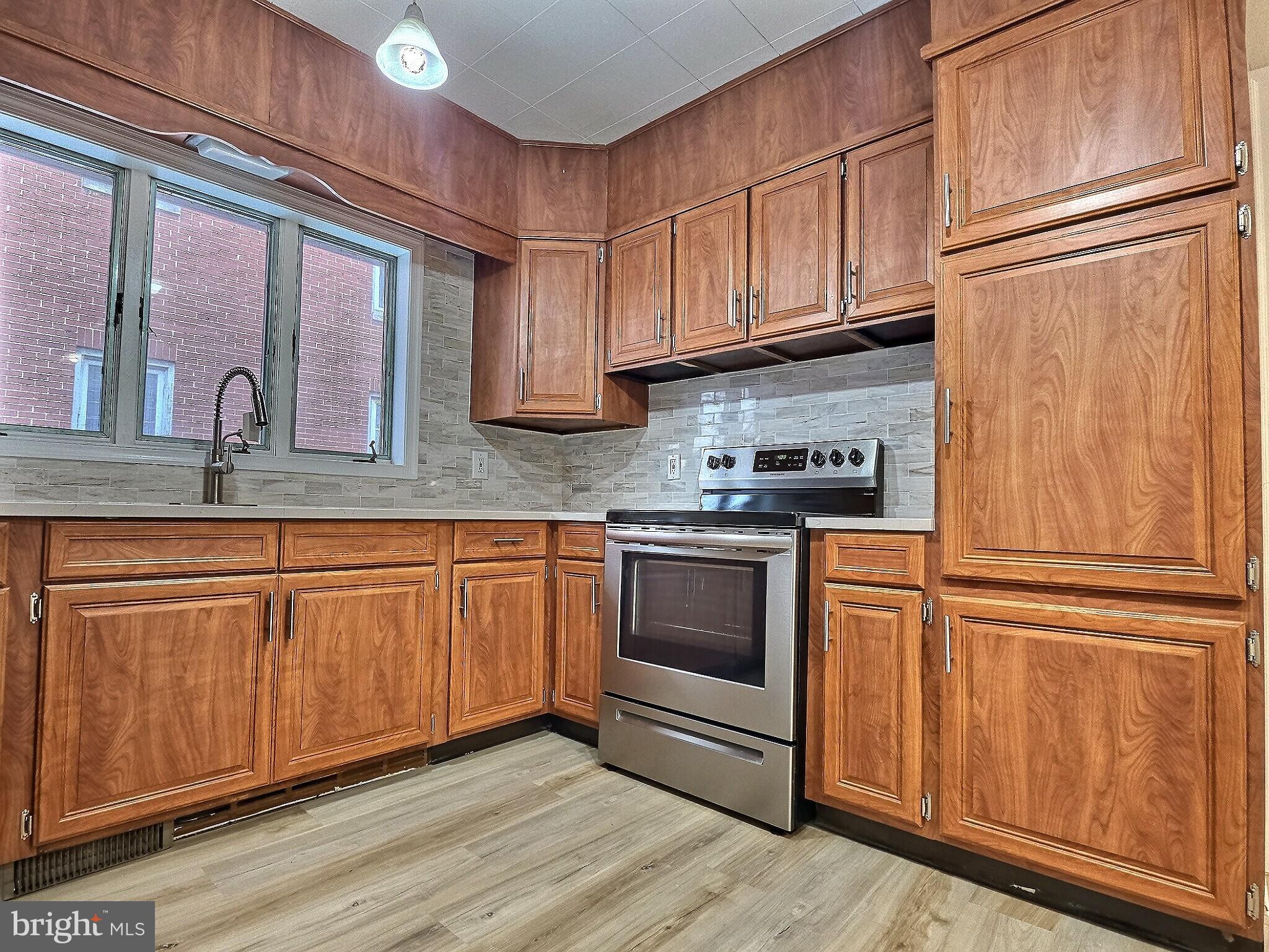 312 Reading Avenue Reading, PA 19611 - Photo 35 of 72