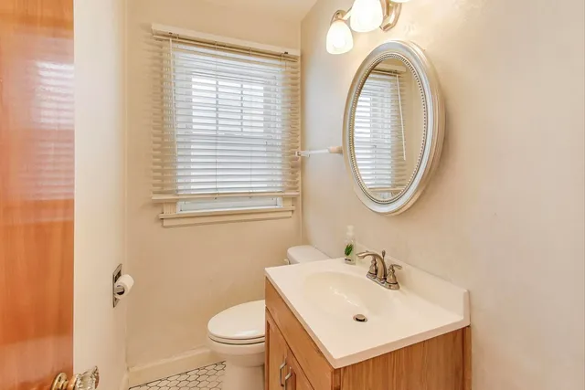 $399,900 | 1920 South Washington Avenue, Park Ridge, IL 60068