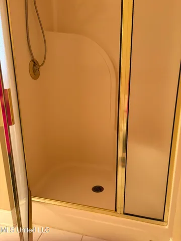 $2,100 | 554 Hanauma Place, Diamondhead, MS 39525