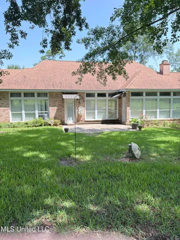 $2,100 | 554 Hanauma Place, Diamondhead, MS 39525