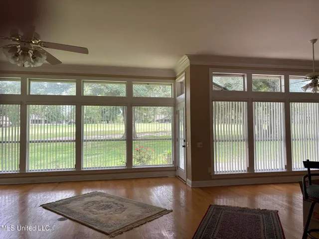 $2,100 | 554 Hanauma Place, Diamondhead, MS 39525