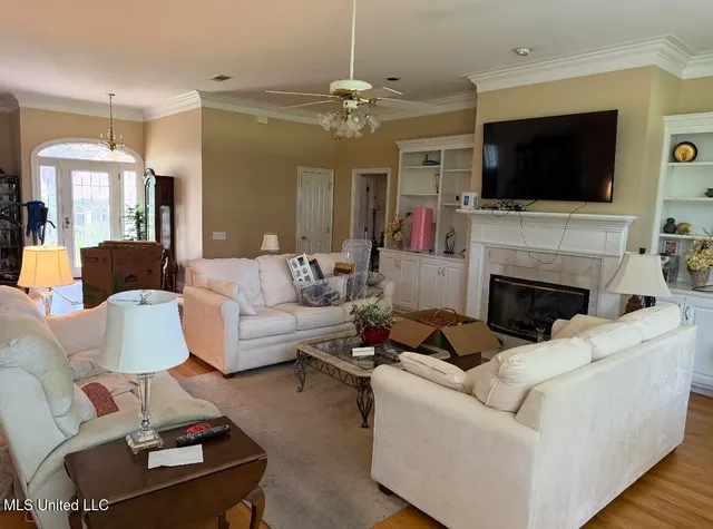 $2,100 | 554 Hanauma Place, Diamondhead, MS 39525