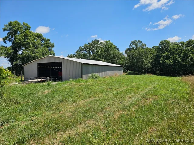 $160,000 | 25005 Beechnut Road, Stover, MO 65078