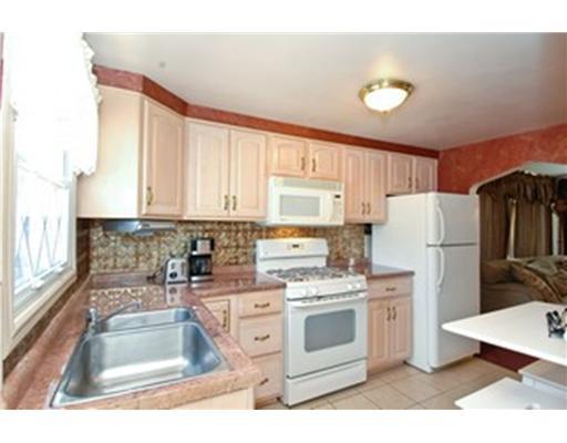 283 McConnell Road Canonsburg, PA 15317 - Photo 4 of 10 Kitchen.