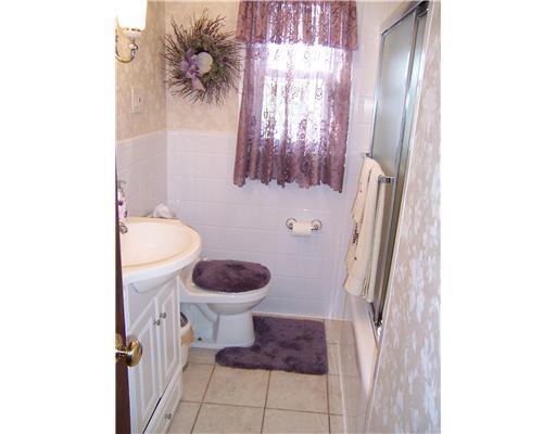 283 McConnell Road Canonsburg, PA 15317 - Photo 10 of 10 Full Bath.