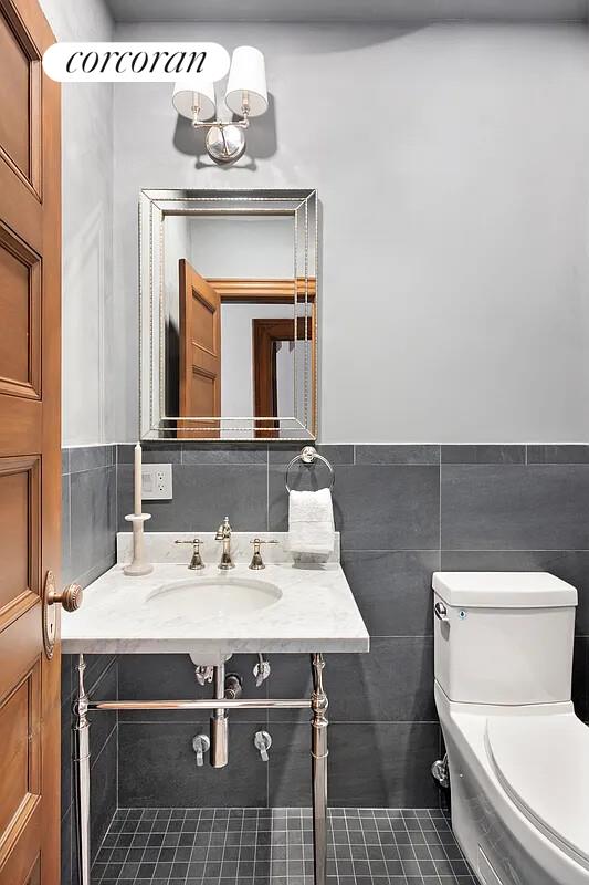 1137 Park Place Brooklyn, NY 11213 - Photo 15 of 32