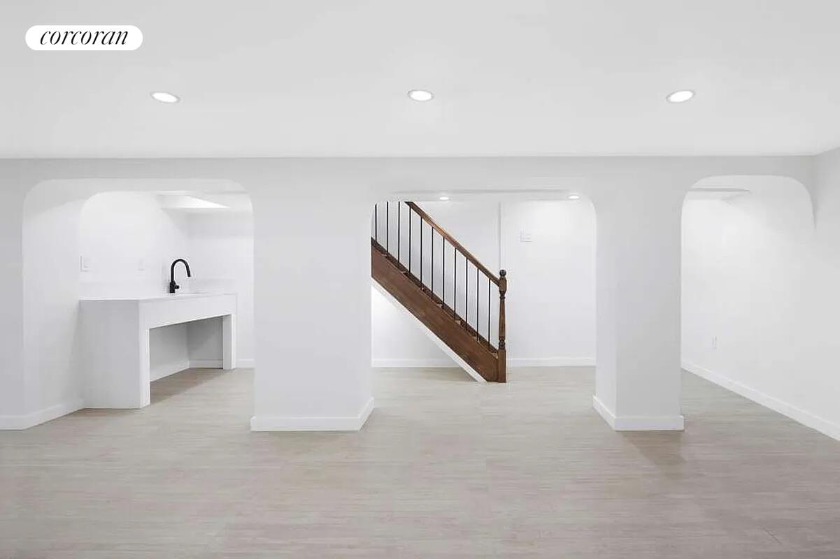 1137 Park Place Brooklyn, NY 11213 - Photo 24 of 32