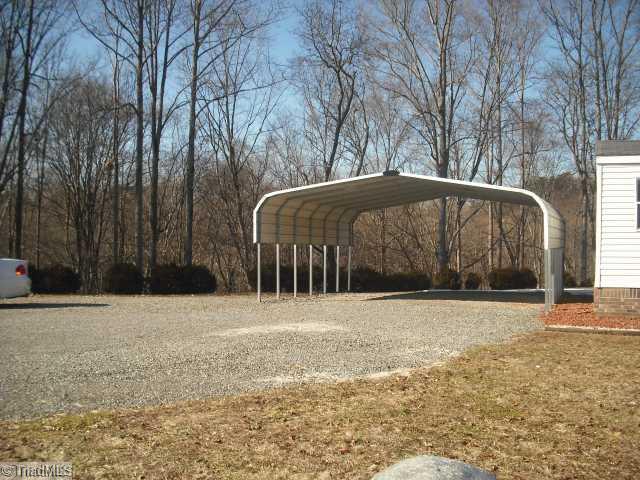 2320 Ray Loop Road Westfield, NC 27053 - Photo 5 of 16 Parking Lot/Garage.