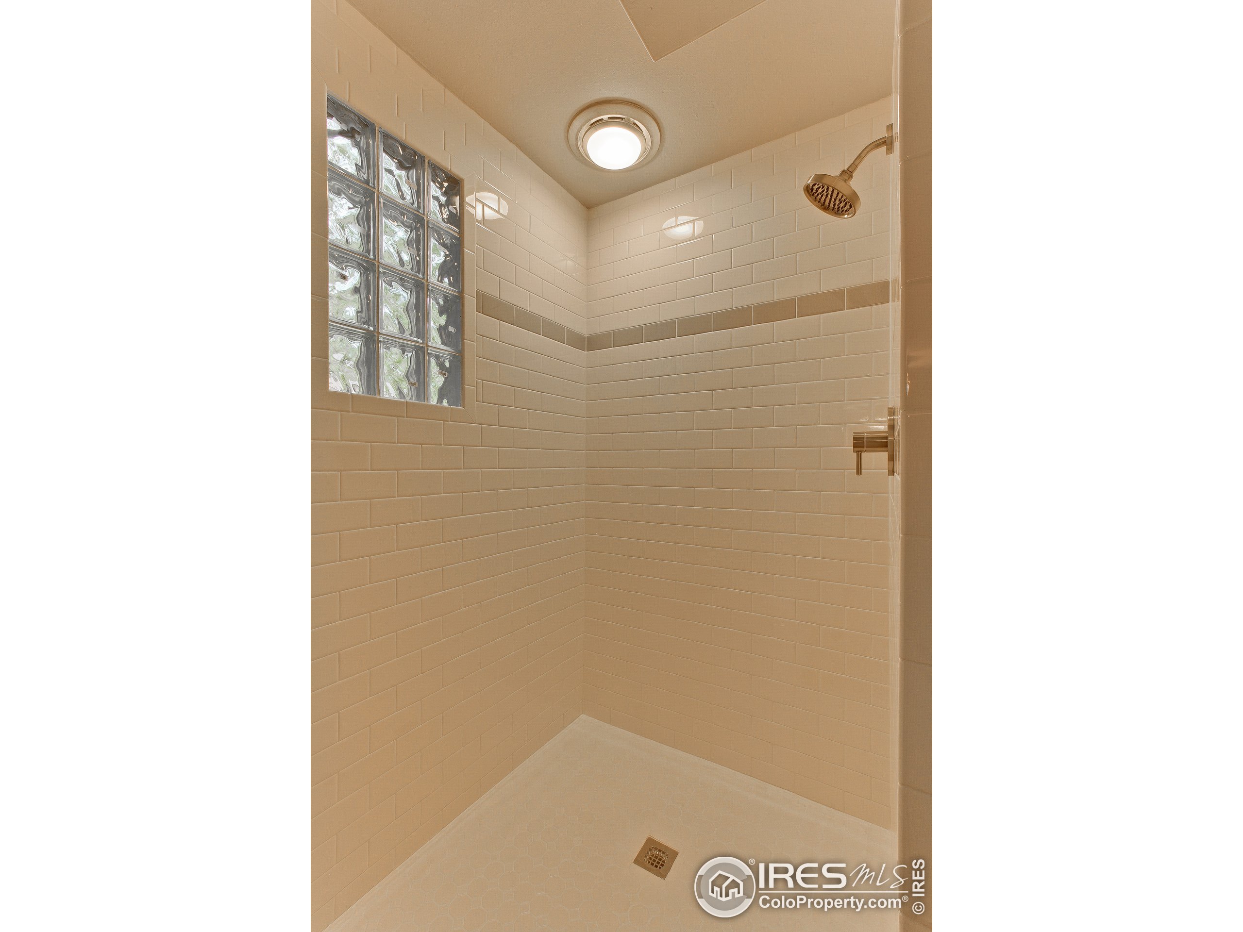 2301 Highway 34 Drake, CO 80515 - Photo 17 of 24