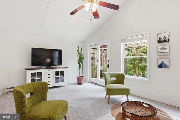 $675,000 | 289 College Manor Drive, Arnold, MD 21012