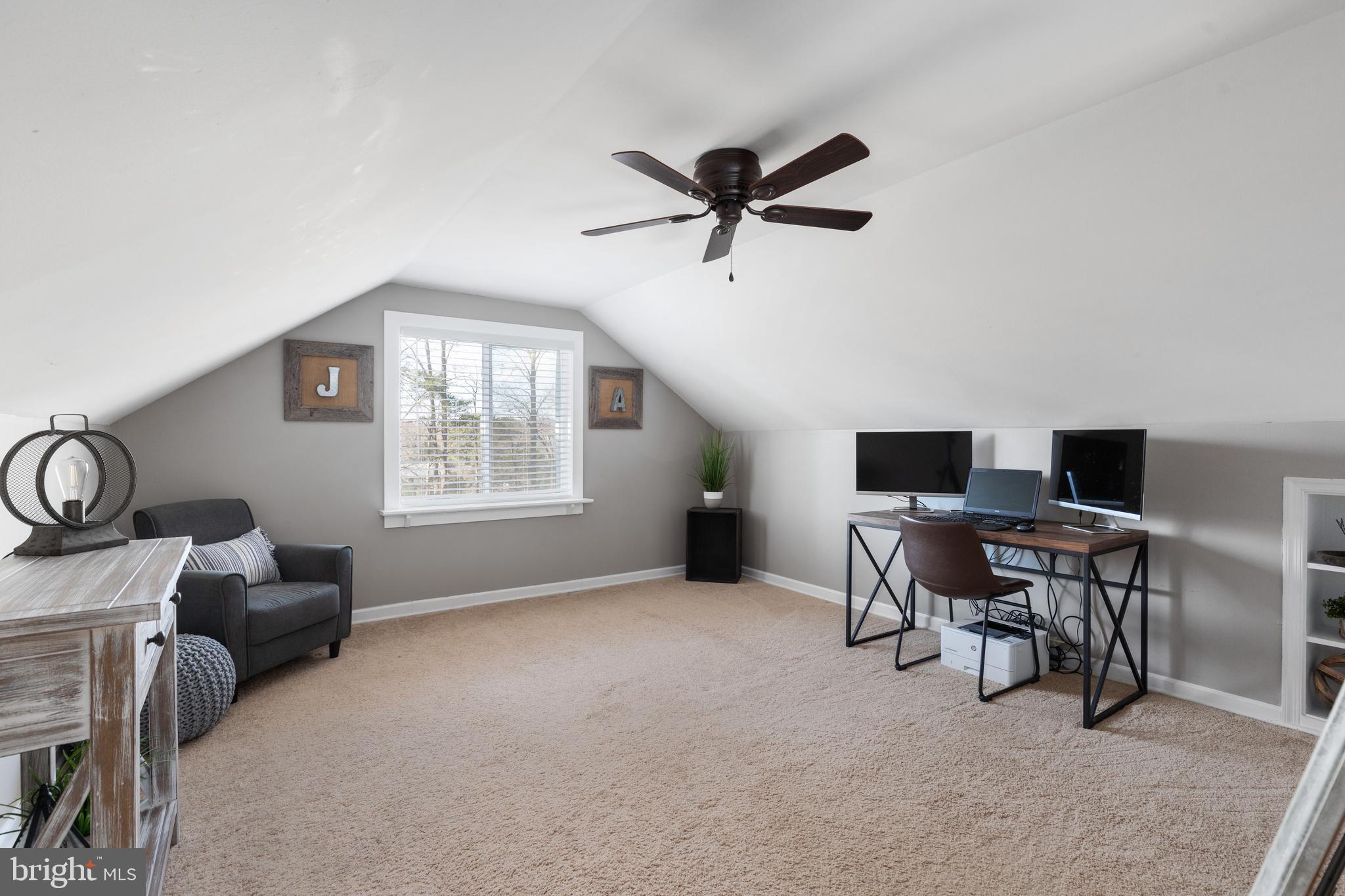 13121 Marsh Road Bealeton, VA 22712 - Photo 14 of 28 Upper Level Loft/Owner's Suite