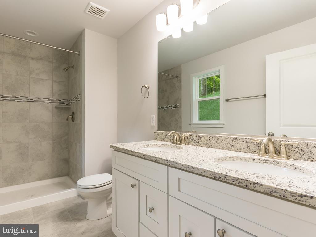 12196 Longleaf Road Ruther Glen, VA 22546 - Photo 18 of 25 SIMILAR BELMONT TO ONE BEING BUILT