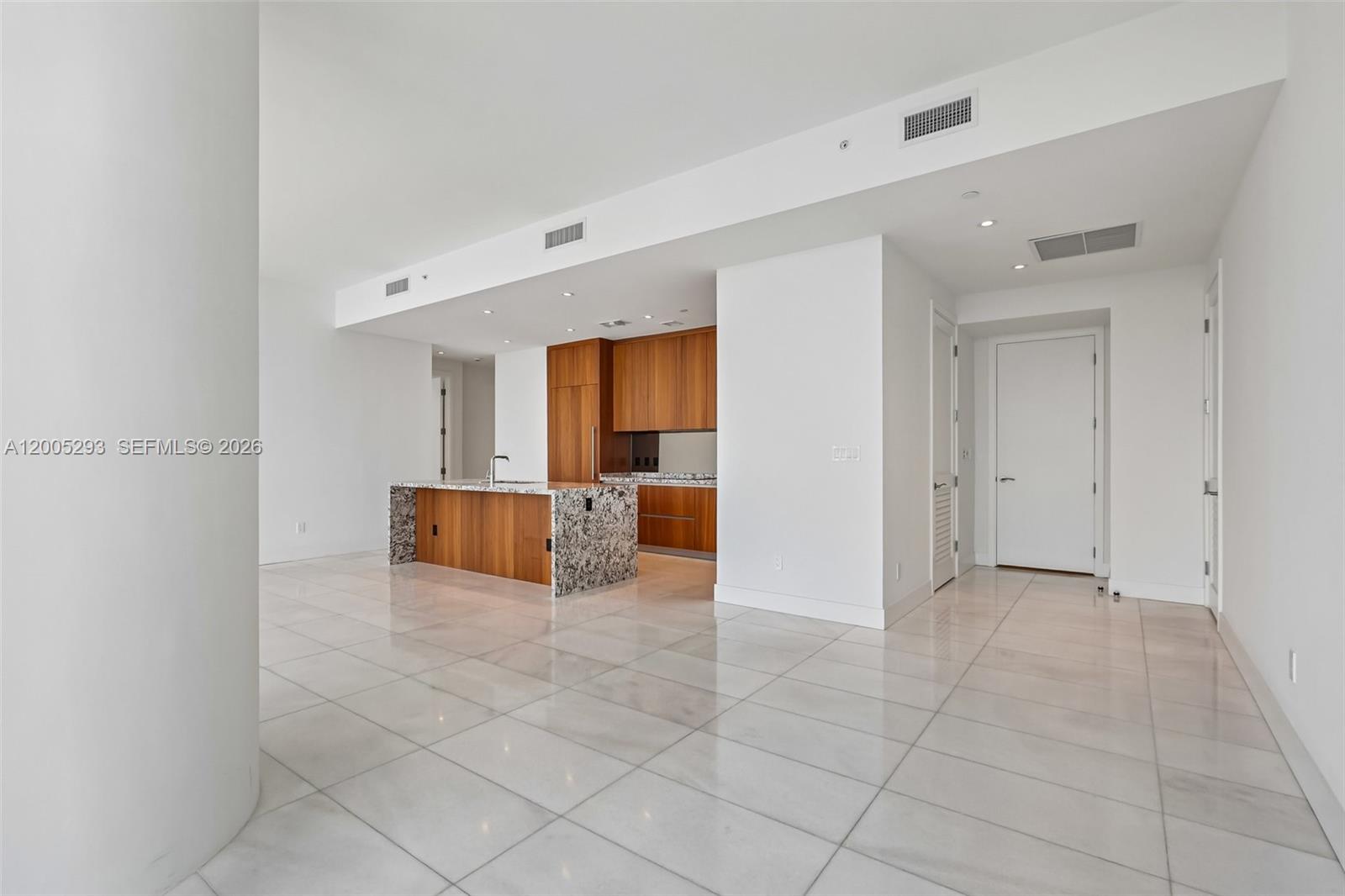 175 Southeast 25th Road, Unit 2803 Miami, FL 33129 - Photo 22 of 56