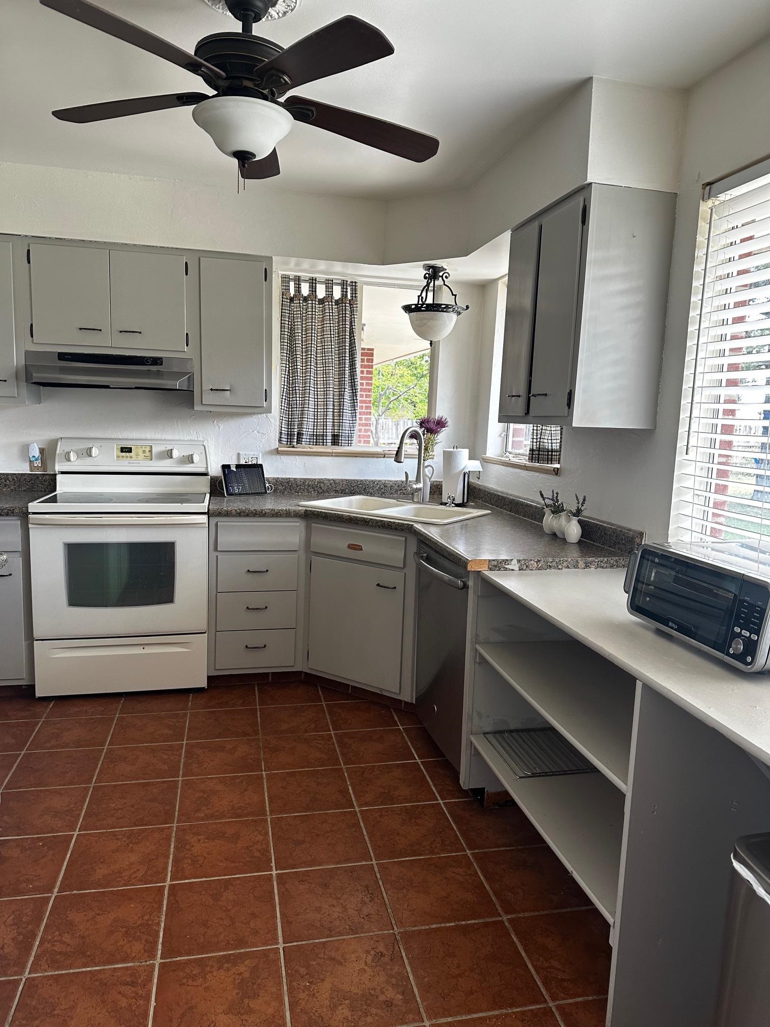 2109 Zion Road Grand Junction, CO 81507 - Photo 5 of 34