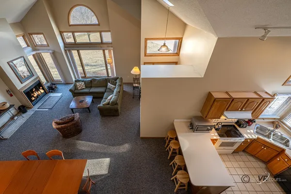 $489,000 | 1 Vista Ridge Drive, Galena, IL 61036