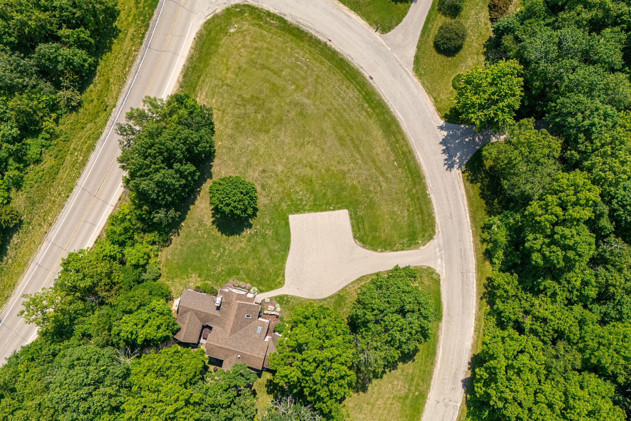 1 Vista Ridge Drive Galena, IL 61036 - Photo 4 of 70