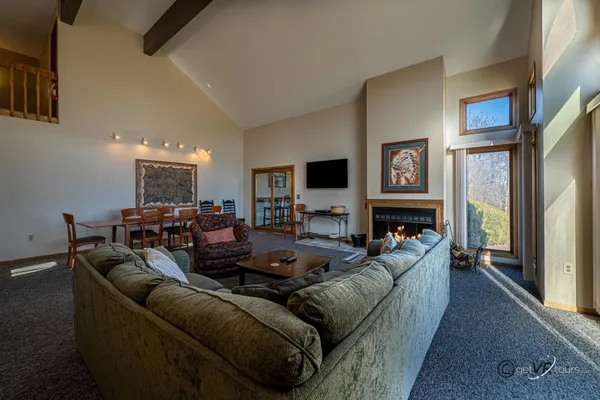 $489,000 | 1 Vista Ridge Drive, Galena, IL 61036