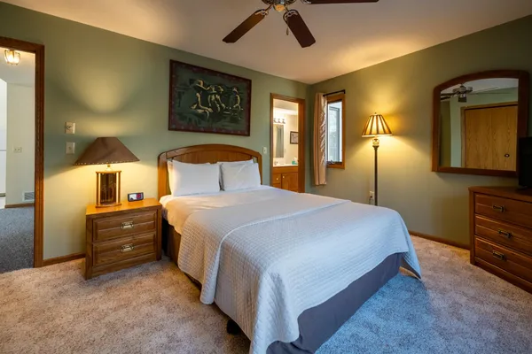$489,000 | 1 Vista Ridge Drive, Galena, IL 61036