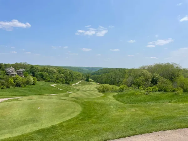 $489,000 | 1 Vista Ridge Drive, Galena, IL 61036