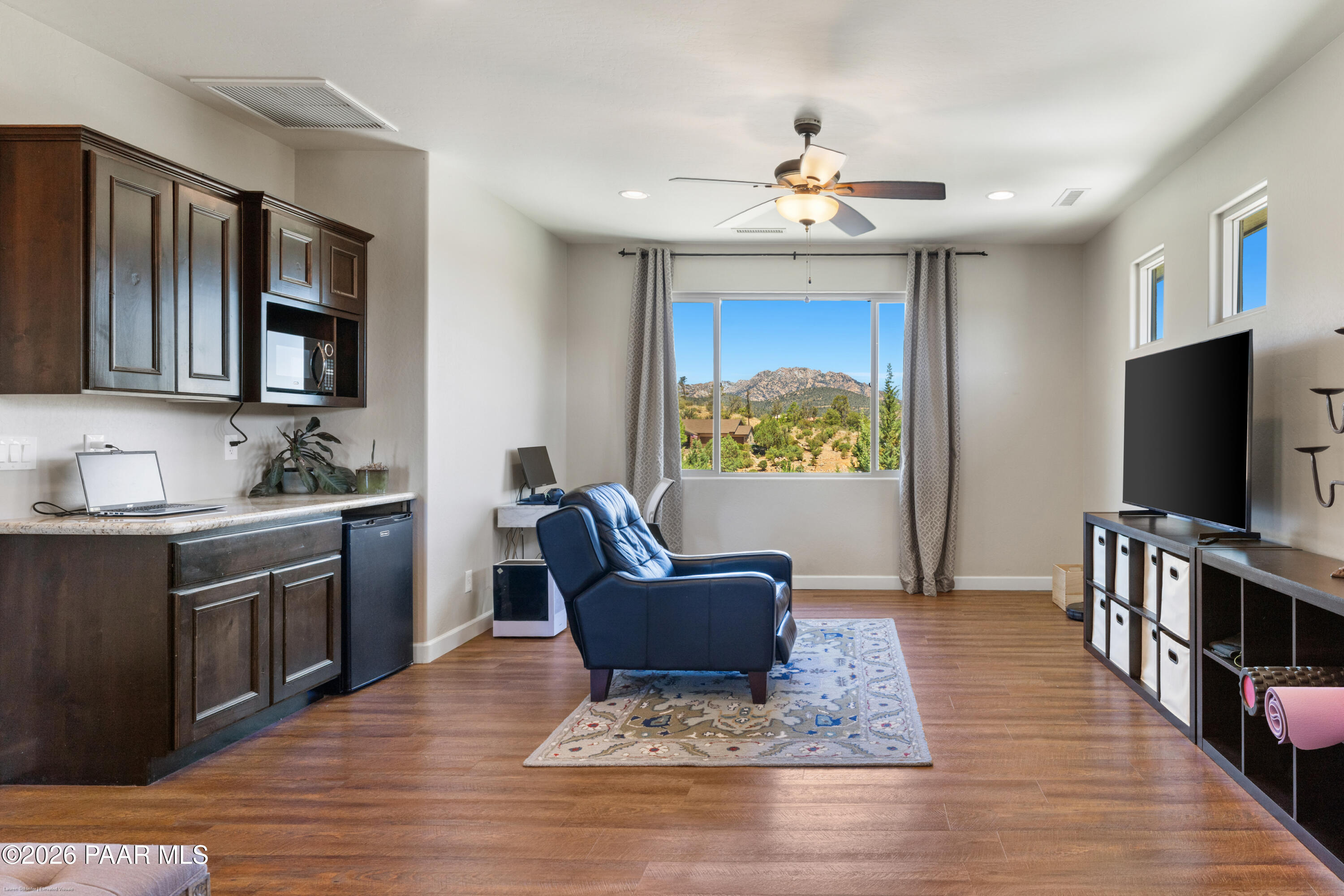 1931 Perfect Place Prescott, AZ 86305 - Photo 31 of 49 31-Family Room