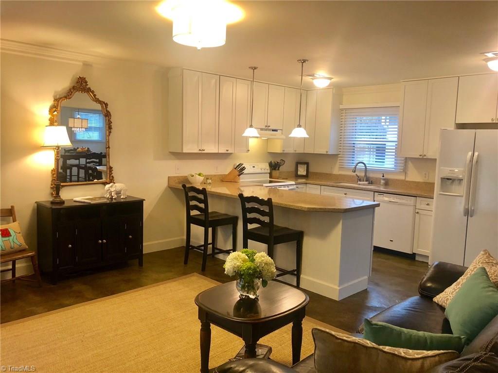 7623 Summerfield Road Summerfield, NC 27358 - Photo 4 of 15 Gallery Image 4