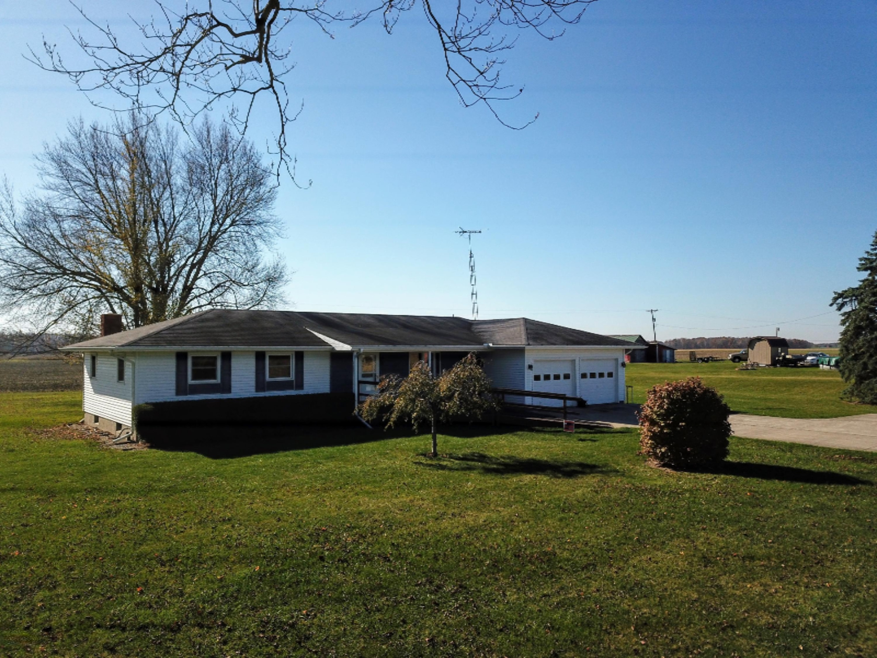 11391 Center Road Waldron, MI 49288 - Photo 4 of 50 DJI_0396