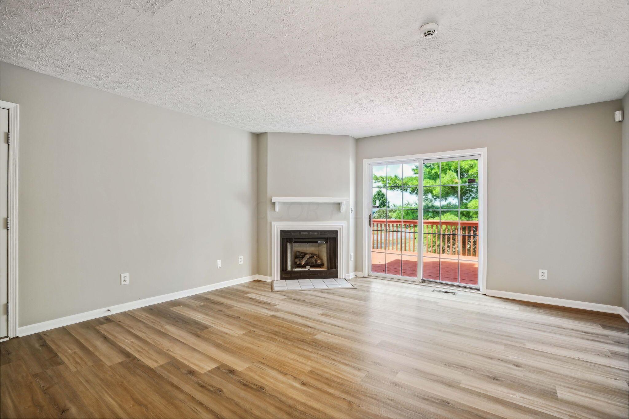 7442 Call Road, Unit 99A Blacklick, OH 43004 - Photo 4 of 24 Great room