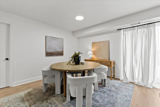 $239,000 | 9051 South Roberts Road, Unit 310, Hickory Hills, IL 60457