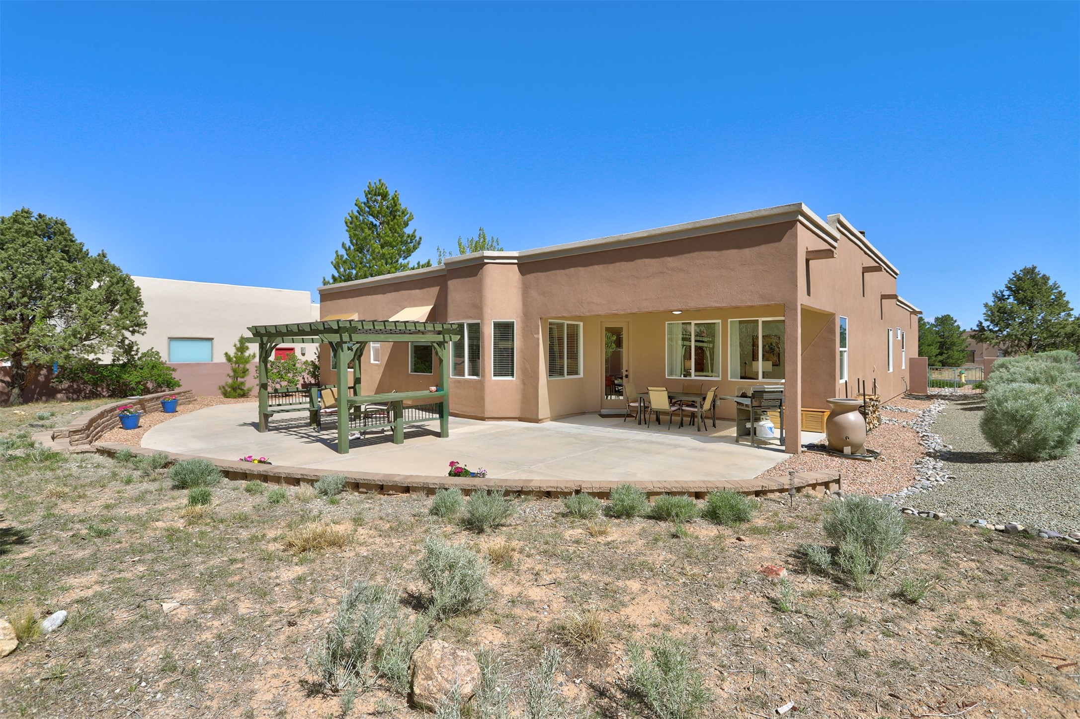 130 East Chili Line Road Santa Fe, NM 87508 - Photo 18 of 31 Backyard