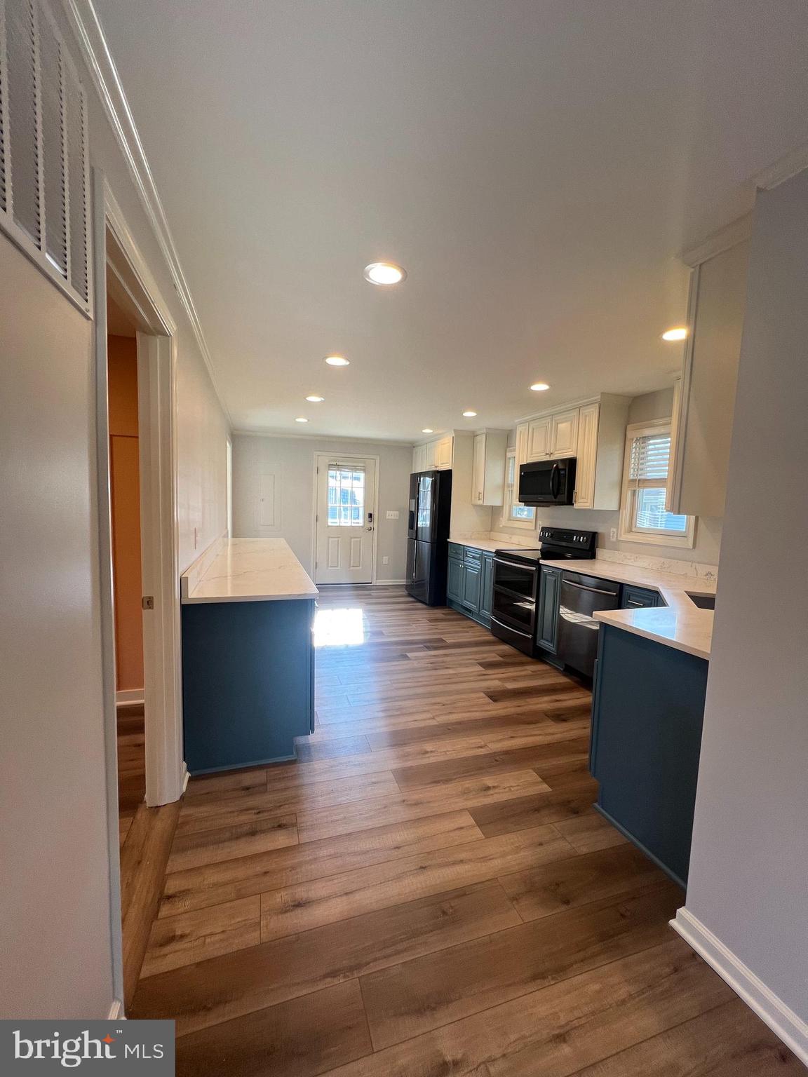 1890 Locust Road Pasadena, MD 21122 - Photo 46 of 53