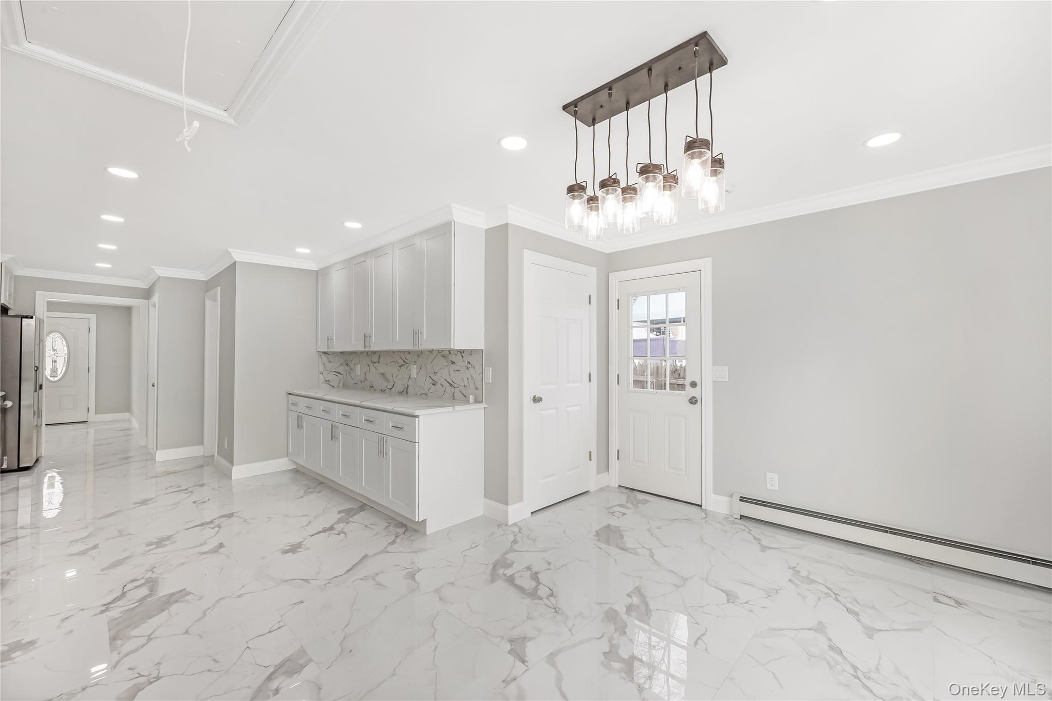 58 Remsen Avenue Hempstead, NY 11550 - Photo 10 of 27