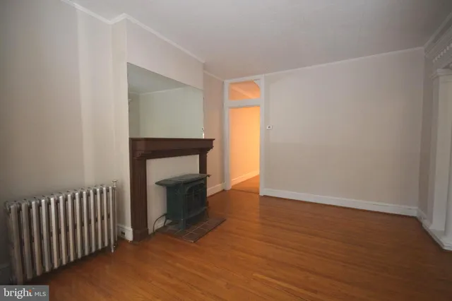 $1,850 | 105 East North Avenue, Hagerstown, MD 21740