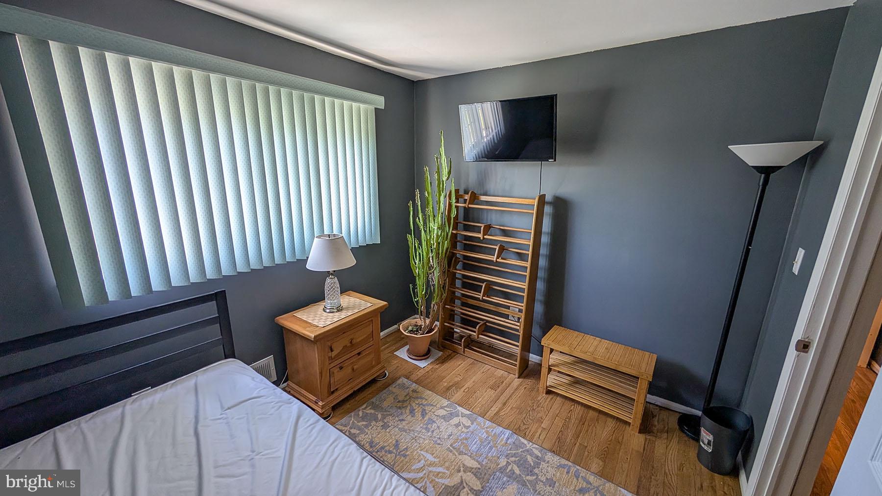 9 Wolfpack Road Hamilton, NJ 08619 - Photo 27 of 57 Serene bedroom with modern accents.